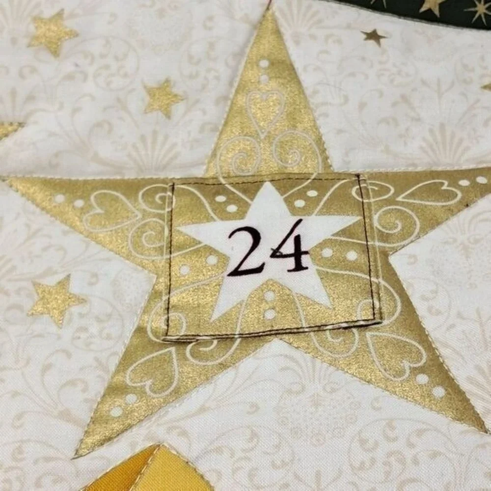 Christmas Advent Calendar QUILTED‎ HANDMADE Pockets